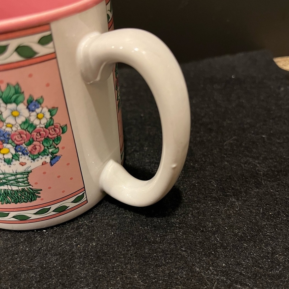 Vintage Flowers Inc. Balloons “Peaches” Floral Bouquet Pink and White Mug - Picture 7 of 10